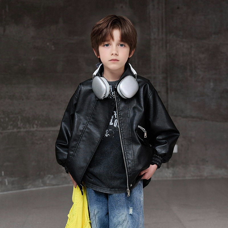Boys Dark Green Waterproof Win - огляд і ціна Streetwear Brand Designs