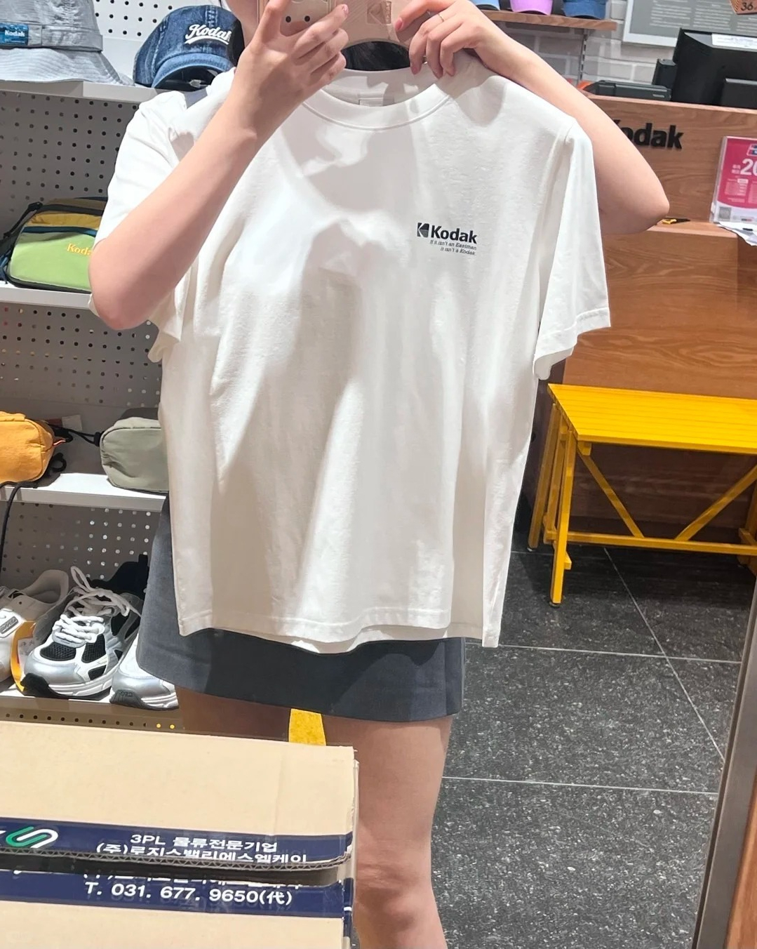 Kodak Unisex Oversized T-Shirt - огляд і ціна Streetwear Brand Logo