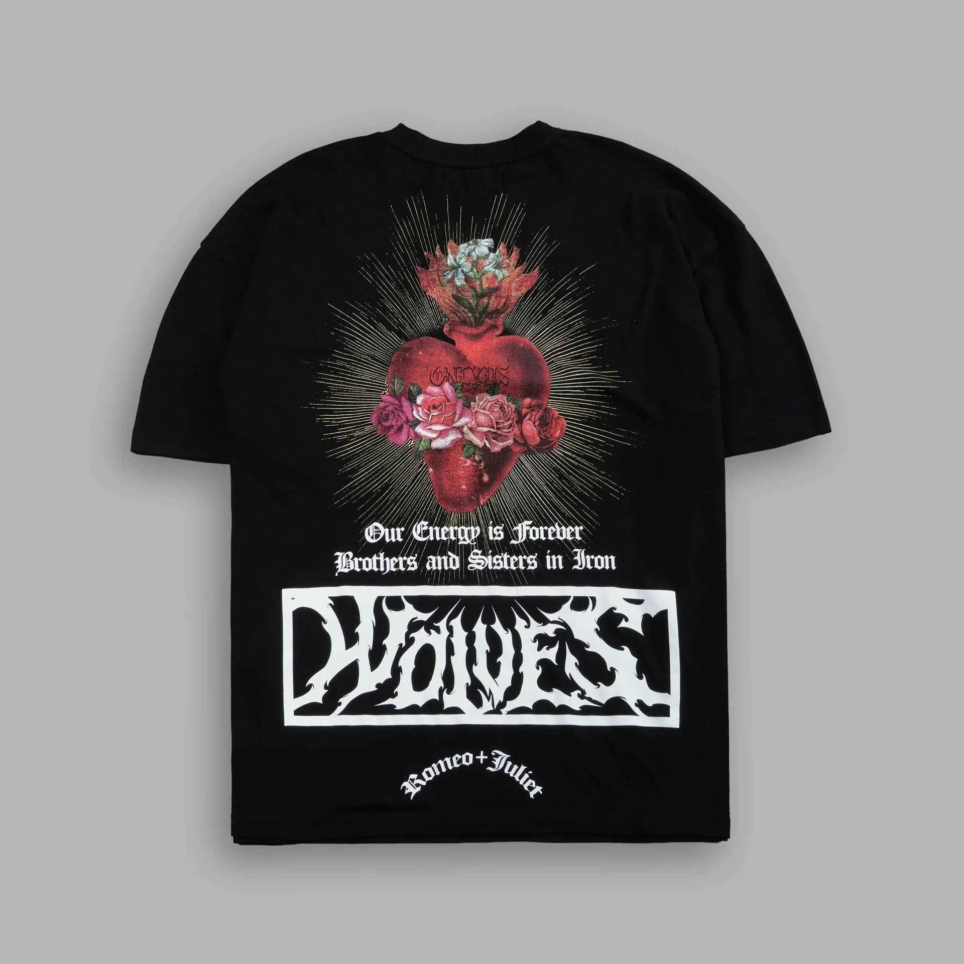WOLVES CLUB Co-branded Classic - огляд і ціна Streetwear Brand Heart